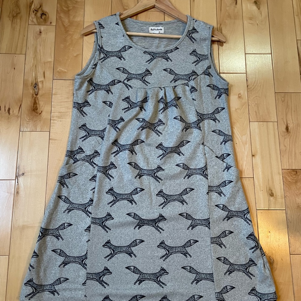 Cute Fox Dress with POCKETS! - Medium/Large